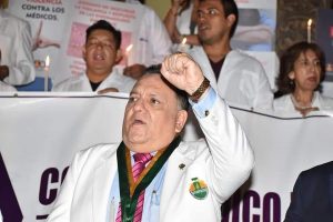 Teodoro Quiñones, secretario del Sindicato Nacional de Médicos del Seguro Social del Perú (Sinamssop)